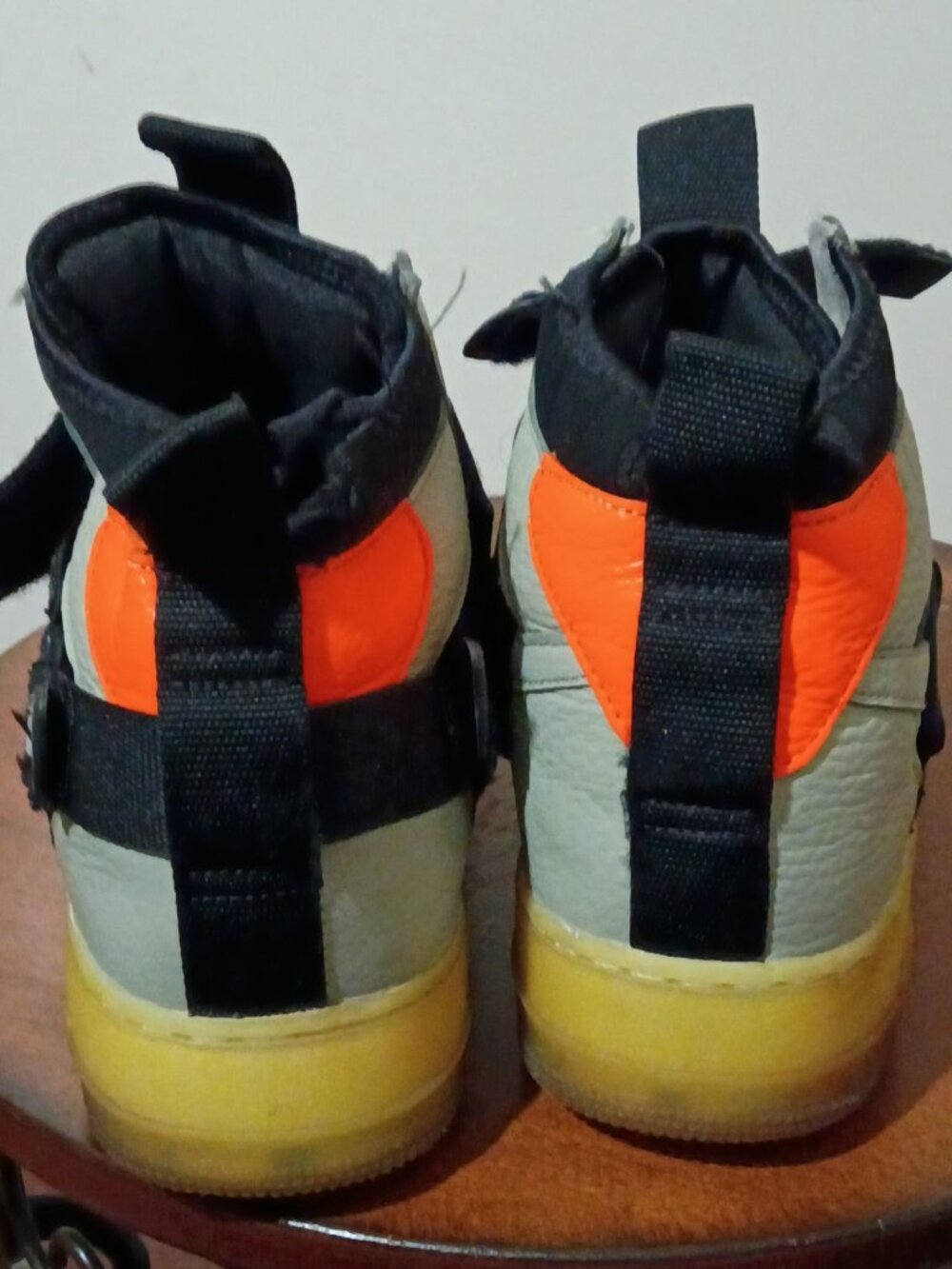Size 11 - Nike Air Force 1 Utility Mid Spruce Fog / Rare High top Air Force Ones - Picture 10 of 15